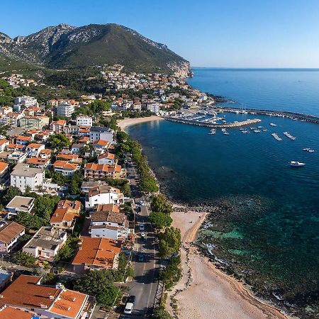 Yellowhouse Apartamento Cala Gonone Exterior foto