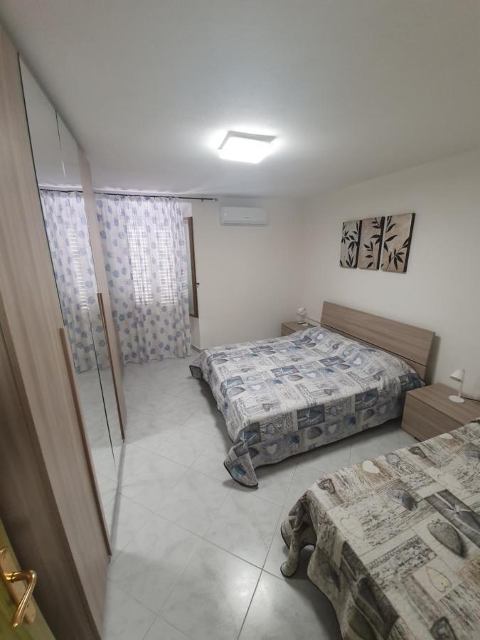 Yellowhouse Apartamento Cala Gonone Exterior foto