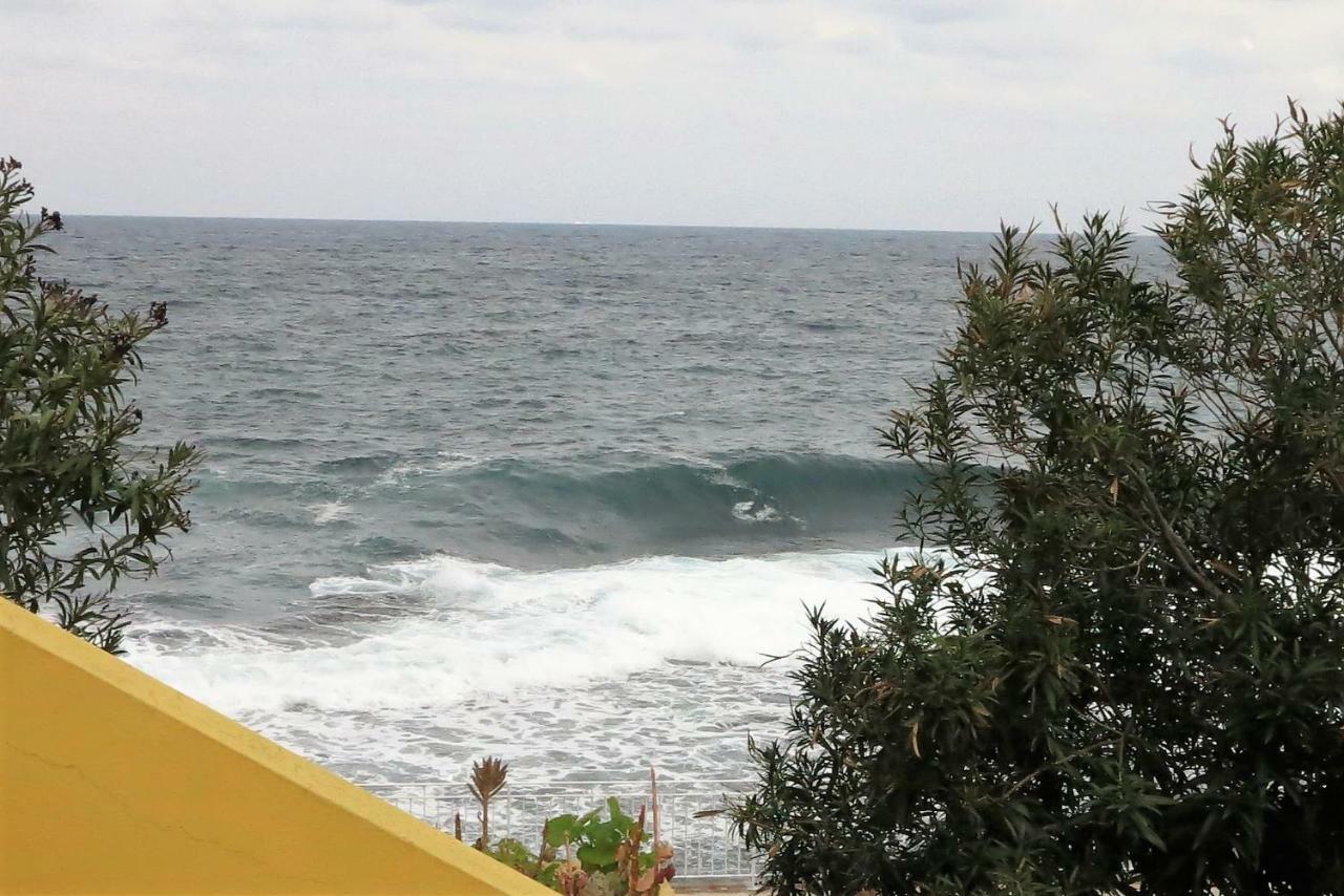Yellowhouse Apartamento Cala Gonone Exterior foto