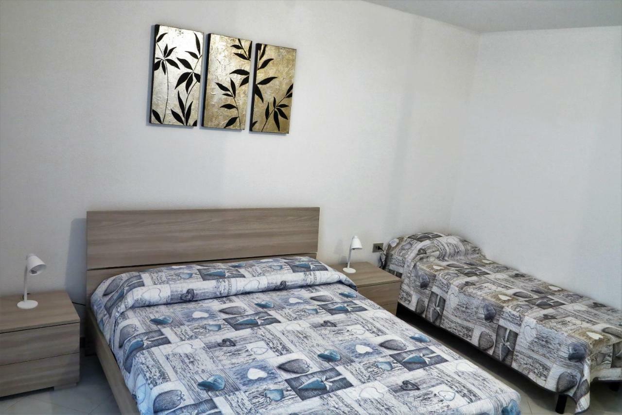 Yellowhouse Apartamento Cala Gonone Exterior foto