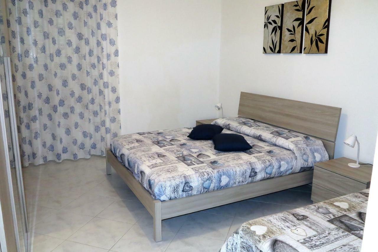 Yellowhouse Apartamento Cala Gonone Exterior foto