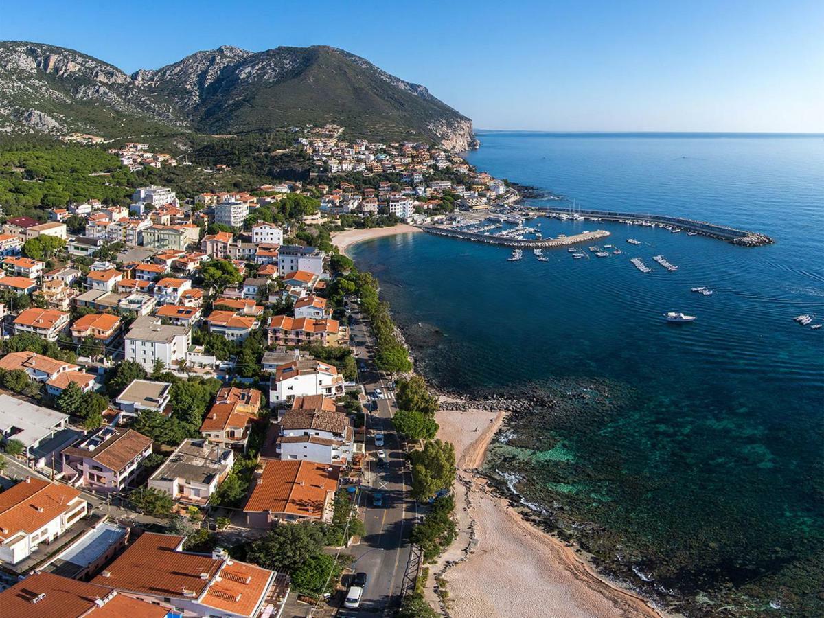 Yellowhouse Apartamento Cala Gonone Exterior foto